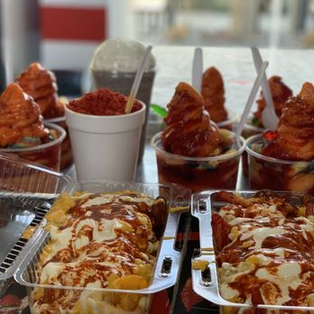 Dairy Chopos - a variety of foods in plastic containers - Ice Cream & Frozen Yogurt Near Me - Mission, Texas