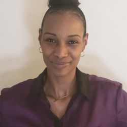Miss Tee's Mobile Notary