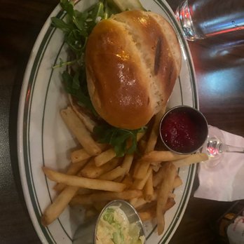 Miller's Pub - Mushroom Truffle Burger - American Near Me - Chicago, Illinois