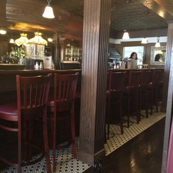 Quincys Steak & Spirits