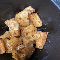 Toast Cafe - Home fries potatoes , I ordered hash browns , not hash browns