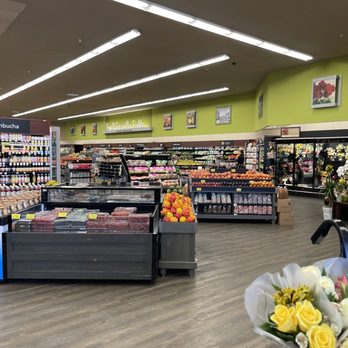 Safeway - Grocery Near Me - Roseburg, Oregon