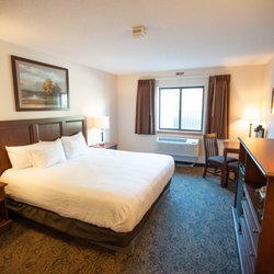 Grand Northern Inn - Grand Northern Inn standard room - located on the Grand Casino Hinckley property.
