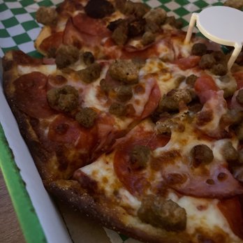 Pizza Twist - All Meat Pizza really good - Pizza Near Me - Vacaville, California Pizza Twist - All Meat Pizza really good - Pizza Near Me - Vacaville, California