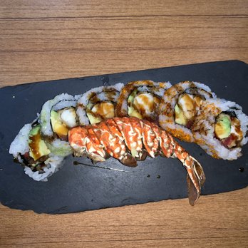 Kata Robata - Lobster Roll - Sushi Bars Near Me - Houston, Texas