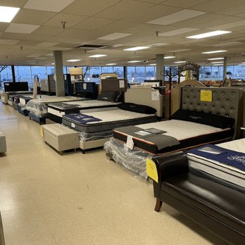 ROMEO & JULIET FURNITURE - Updated December 2024 - 8655 E 8 Mile 