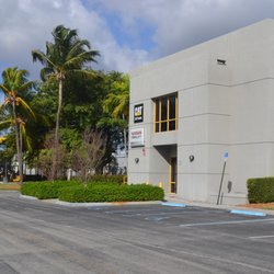 East Building, 8205 NW 58 St - Forklifts, scissor lifts, aerials, forklift parts, service, export