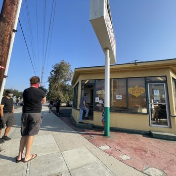 Corner Cottage - Let's see what all the hype is about! - American Near Me - Burbank, California Corner Cottage - Let's see what all the hype is about! - American Near Me - Burbank, California