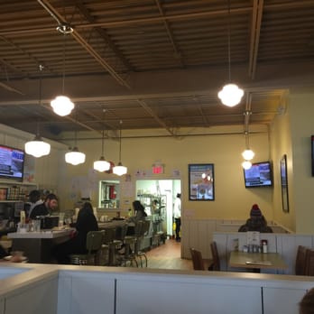 Sunnyside Grill - the interior of a restaurant - Breakfast & Brunch Near Me - Mississauga, Ontario Sunnyside Grill - the interior of a restaurant - Breakfast & Brunch Near Me - Mississauga, Ontario