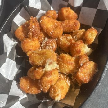 The Elbow Room - Cheese Curds - American Near Me - Brookfield, Wisconsin The Elbow Room - Cheese Curds - American Near Me - Brookfield, Wisconsin