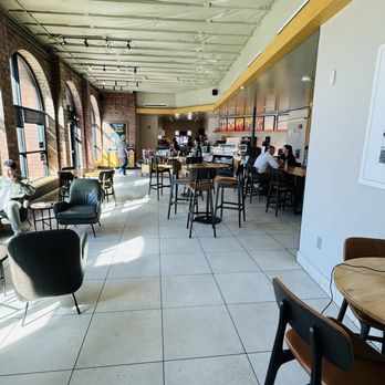 Starbucks - Coffee & Tea Near Me - Stockton, California
