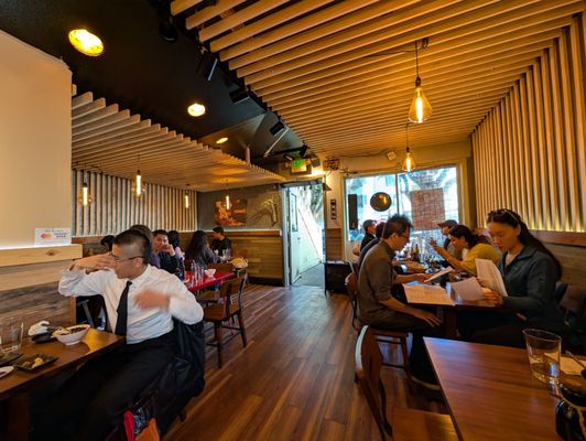 NINNIKU RAMEN IZAKAYA by null