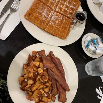 Bea Bea's - Pooh's Sunrise - Waffle, potatoes and bacon! - Coffee & Tea Near Me - Burbank, California Bea Bea's - Pooh's Sunrise - Waffle, potatoes and bacon! - Coffee & Tea Near Me - Burbank, California
