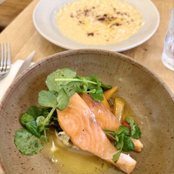 Mokonuts - Slow cooked salmon & risotto - Cafes Near Me - Paris, 75