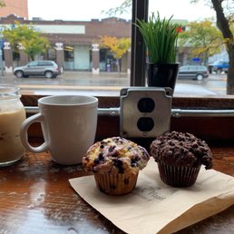 Iced Americano w/ cream, 16 oz drip, blueberry muffin, double chocolate muffin, & ample outlets for getting work done!