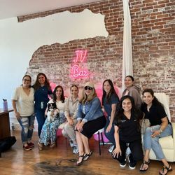 Me Aesthetic Clinic - Happy Hour with the girls :)