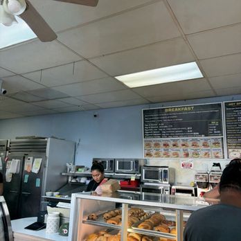 Vasy's Donut Shop - Donuts Near Me - Fremont, California