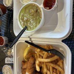 Fried white fish with fries and chowder with jalapeño emulsion. Fried white fish with fries and chowder with jalapeño emulsion.