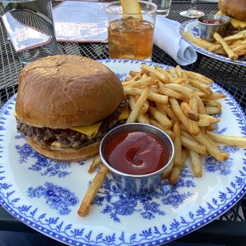 Community Tavern - New American Near Me - Chicago, Illinois Community Tavern - New American Near Me - Chicago, Illinois