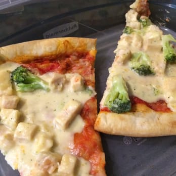 Three Brothers Pizza - Pizza with garlic broccoli chicken Alfredo - Italian Near Me - Odessa, Florida Three Brothers Pizza - Pizza with garlic broccoli chicken Alfredo - Italian Near Me - Odessa, Florida