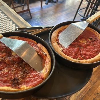 Gino's East - South Loop - Pizza Near Me - Chicago, Illinois