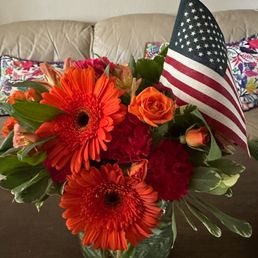 Beautiful bouquet they made for my colleague who proudly became a US citizen today! Beautiful bouquet they made for my colleague who proudly became a US citizen today!