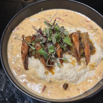 32 North - Shrimp and grits - Breakfast & Brunch Near Me - Valley Stream, New York