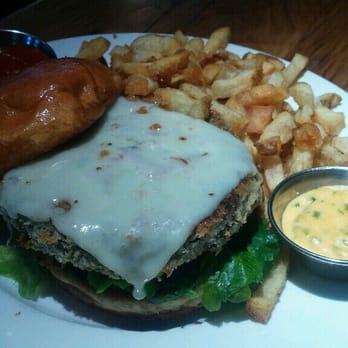 Beatrix - Quinoa and mushroom burger with house potatoes - New American Near Me - Chicago, Illinois Beatrix - Quinoa and mushroom burger with house potatoes - New American Near Me - Chicago, Illinois