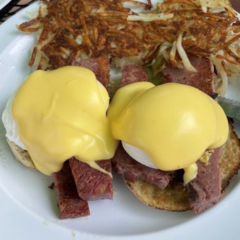 Stella's - Corned beef Benedict- off menu - Delis Near Me - Gulfport, Florida Stella's - Corned beef Benedict- off menu - Delis Near Me - Gulfport, Florida