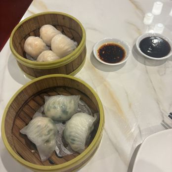 D Cuisine - Shrimp dumpling and chive & shrimp dumplings - Dim Sum Near Me - Westmont, Illinois
