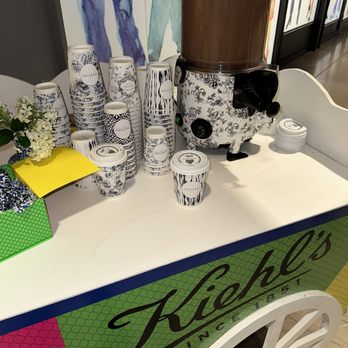 Kiehl's Pop Up - Maman hot chocolate give aways. Good stuff! - Cosmetics & Beauty Supply Near Me - New York, New York Kiehl's Pop Up - Maman hot chocolate give aways. Good stuff! - Cosmetics & Beauty Supply Near Me - New York, New York