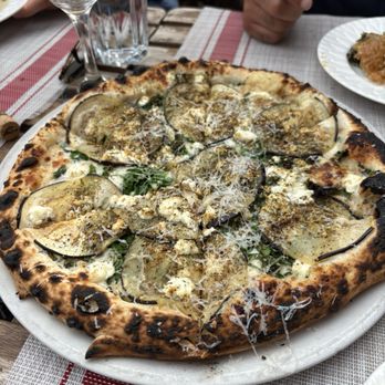 Stina - Pizza Near Me - Philadelphia, Pennsylvania Stina - Pizza Near Me - Philadelphia, Pennsylvania