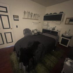 Aquarius Skin and Body - We pride ourselves on not only our services but our room set ups as well to help you relax while receiving your treatments
