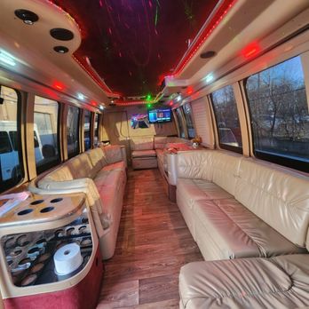 Tour Rider - Interior - Party Bus Rentals Near Me - New York, New York Tour Rider - Interior - Party Bus Rentals Near Me - New York, New York