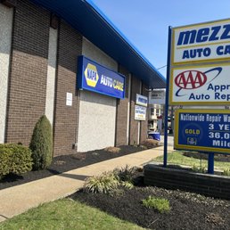 Exterior photo of Mezzio Auto Care - Naugatuck, Connecticut Exterior photo of Mezzio Auto Care - Naugatuck, Connecticut