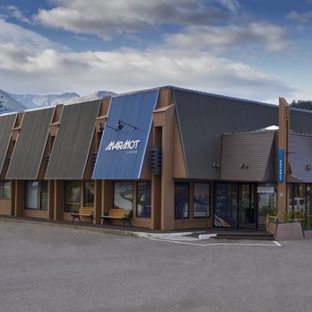 Marmot Lodge - Hotels Near Me - Jasper, Alberta