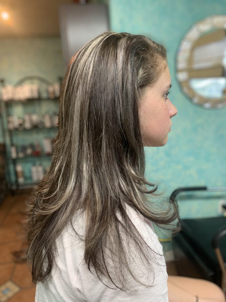 ShoreLine Hair Design Logo