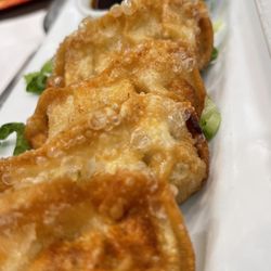 Lucky Street - Scallop purses yes