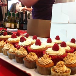 SunDay Market - Cupcake!