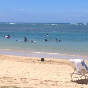 Kahala Beach - Reef in the distance but good amount of swimming sandy area - Beaches Near Me - Honolulu, Hawaii