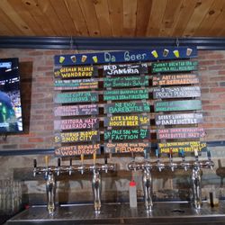 EJ Phair Alehouse & Pub: Alamo