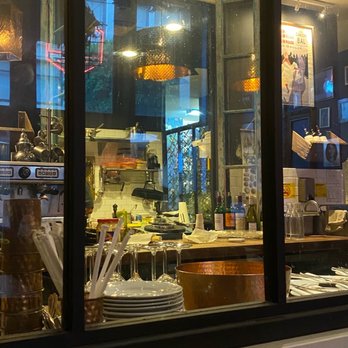 L’appart - "Window" to the kitchen - French Near Me - Los Angeles, California L’appart - "Window" to the kitchen - French Near Me - Los Angeles, California