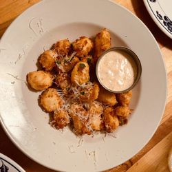 Central Pizza & Bar