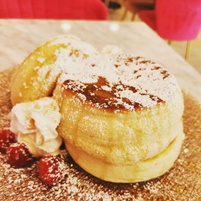 Champagne Poetry Patisserie by null