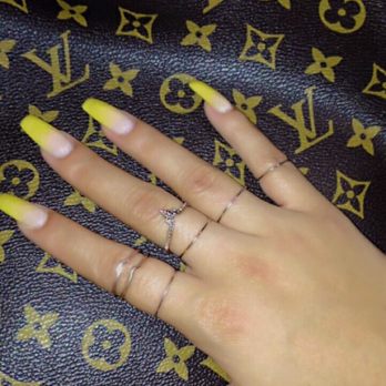 Midtown Nails and Spa - Yellow Ombré - Nail Salons Near Me - Houston, Texas