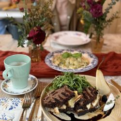 Fresh & Fancy Farms - Fall pop-up cafe