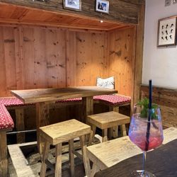 Harry's Ski Bar - watermelon spritz