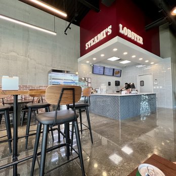 Steami's Lobster - Interior - Seafood Near Me - Duluth, Georgia