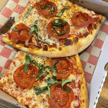 Papalino's Pizza - Fresh Slices - Wine Bars Near Me - Louisville, Kentucky