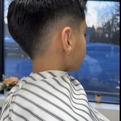 88 Mane Street Haircuts 